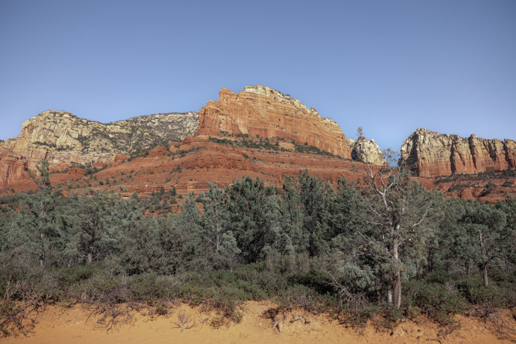 A picture of Sedona. This shows the cliffs of the Sedona red rocks. A photo taken by Kollar Photography. Arizona Elopement Photographer
