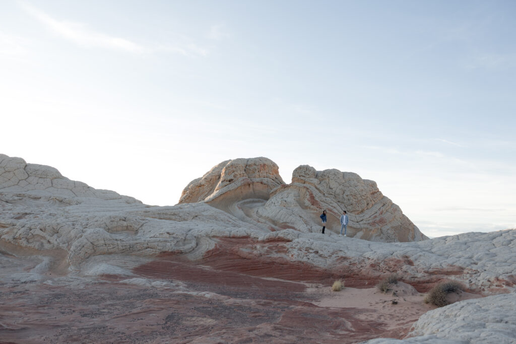 Couple at Horseshoe Bend – Sedona and Page Arizona photographer